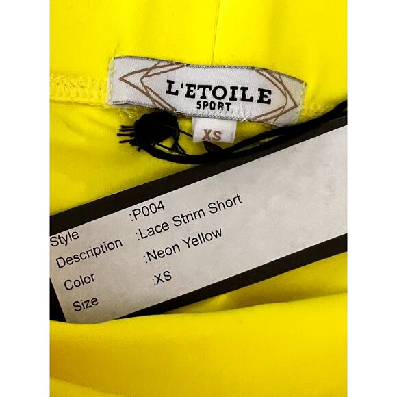 L'Etiole Lace Trim Pull On Mid-Rise Athletic Short Neon Yellow Women Size XS NWT - Picture 3 of 5